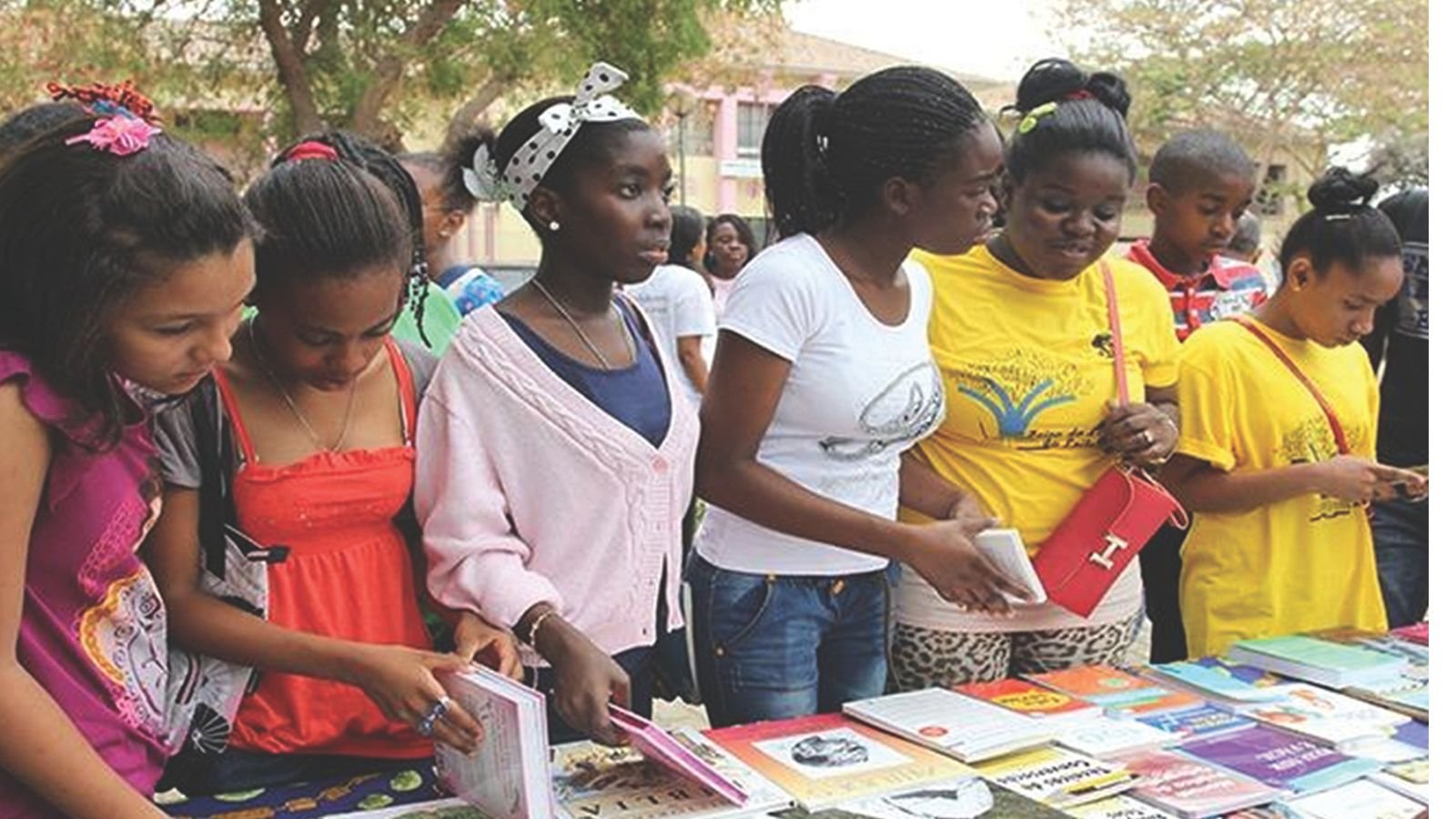 Image from the article National Reading Plan foresees reduction of taxes on book imports, See more details - Unekao